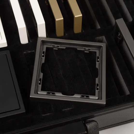 Фото #4 товара Демо-кейс WRA-CASE-MTL-BK-V7 (NOBE) (Arlight, Металл)