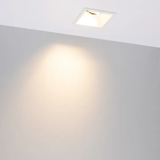 Фото #4 товара Светильник MS-FLOW-BUILT-S85x85-6W Warm3000 (WH, 38 deg, 230V) (Arlight, IP20 Металл, 5 лет)